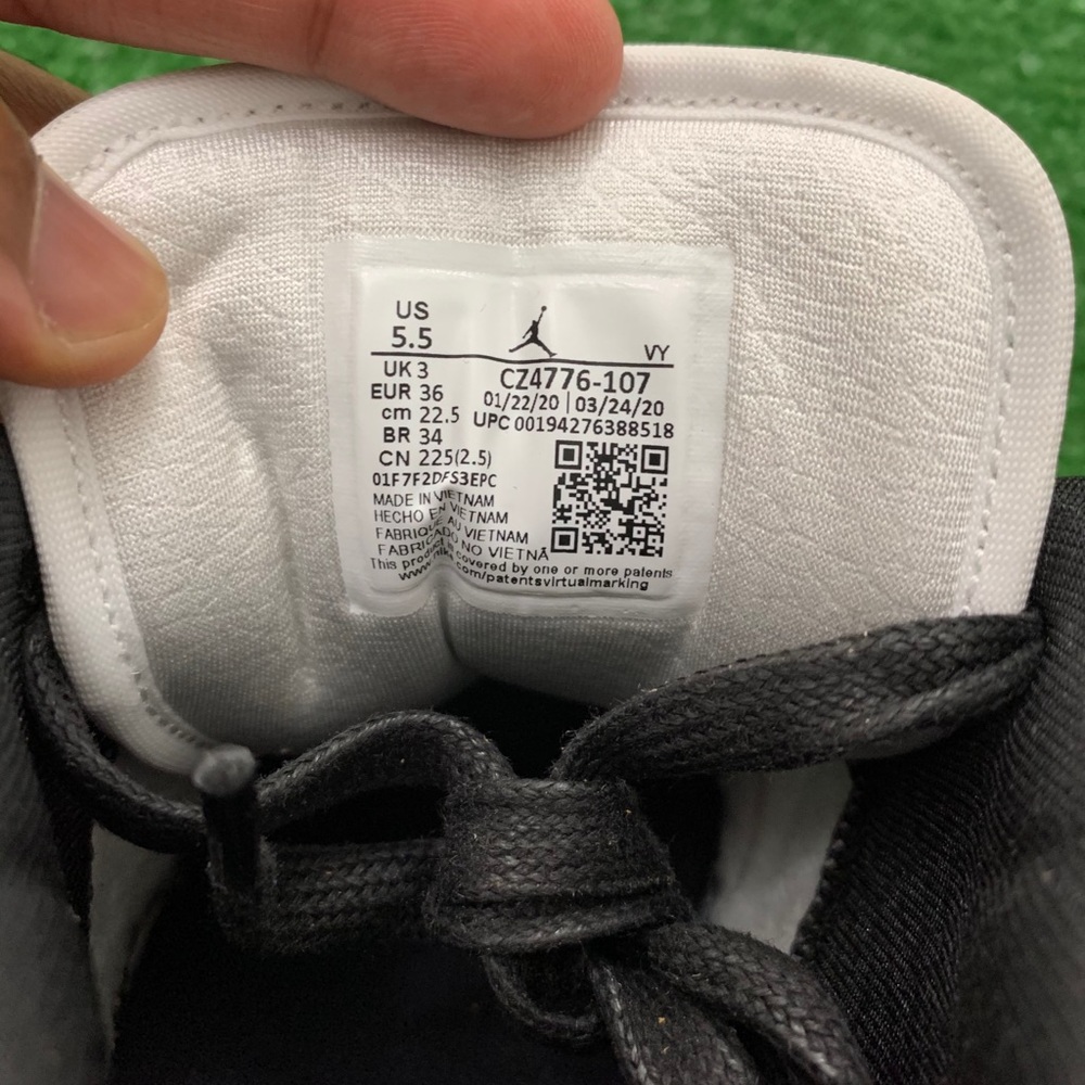 -Edm- 🟡⚪️*NEW* Air Jordan 1 Low “Laser Orange” (W) - Picture 8 of 10